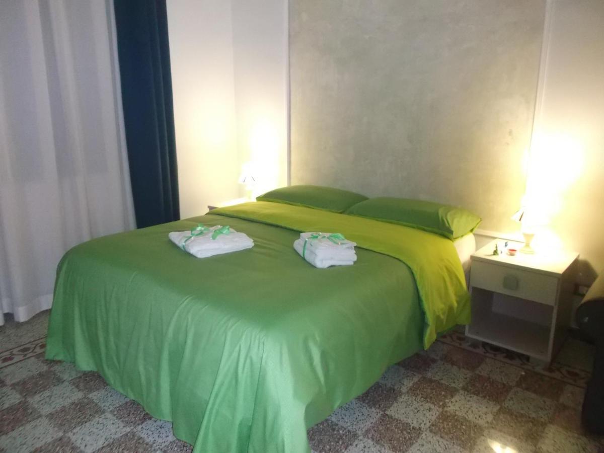 Primo Posto Bed & Breakfast Salerno Exterior photo